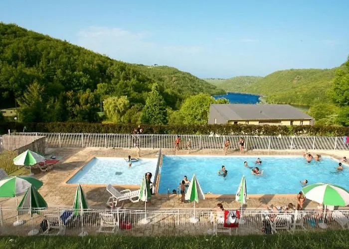Vacanceole - Le Domaine De Confolant