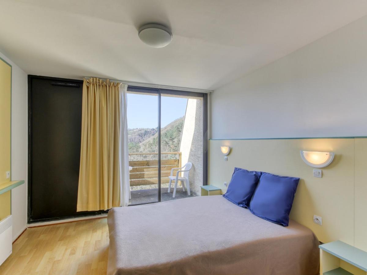 Vacanceole - Le Domaine De Confolant Apartment *