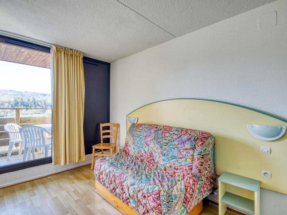 Vacanceole - Le Domaine De Confolant Apartment