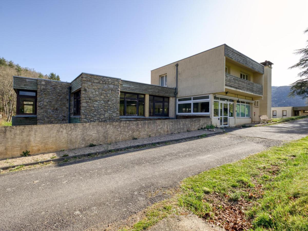 Vacanceole - Le Domaine De Confolant Apartment *