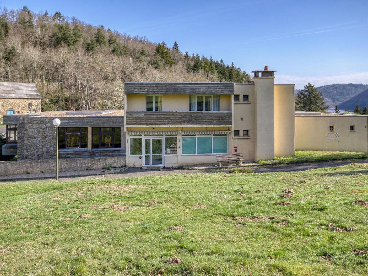 Vacanceole - Le Domaine De Confolant Apartment *